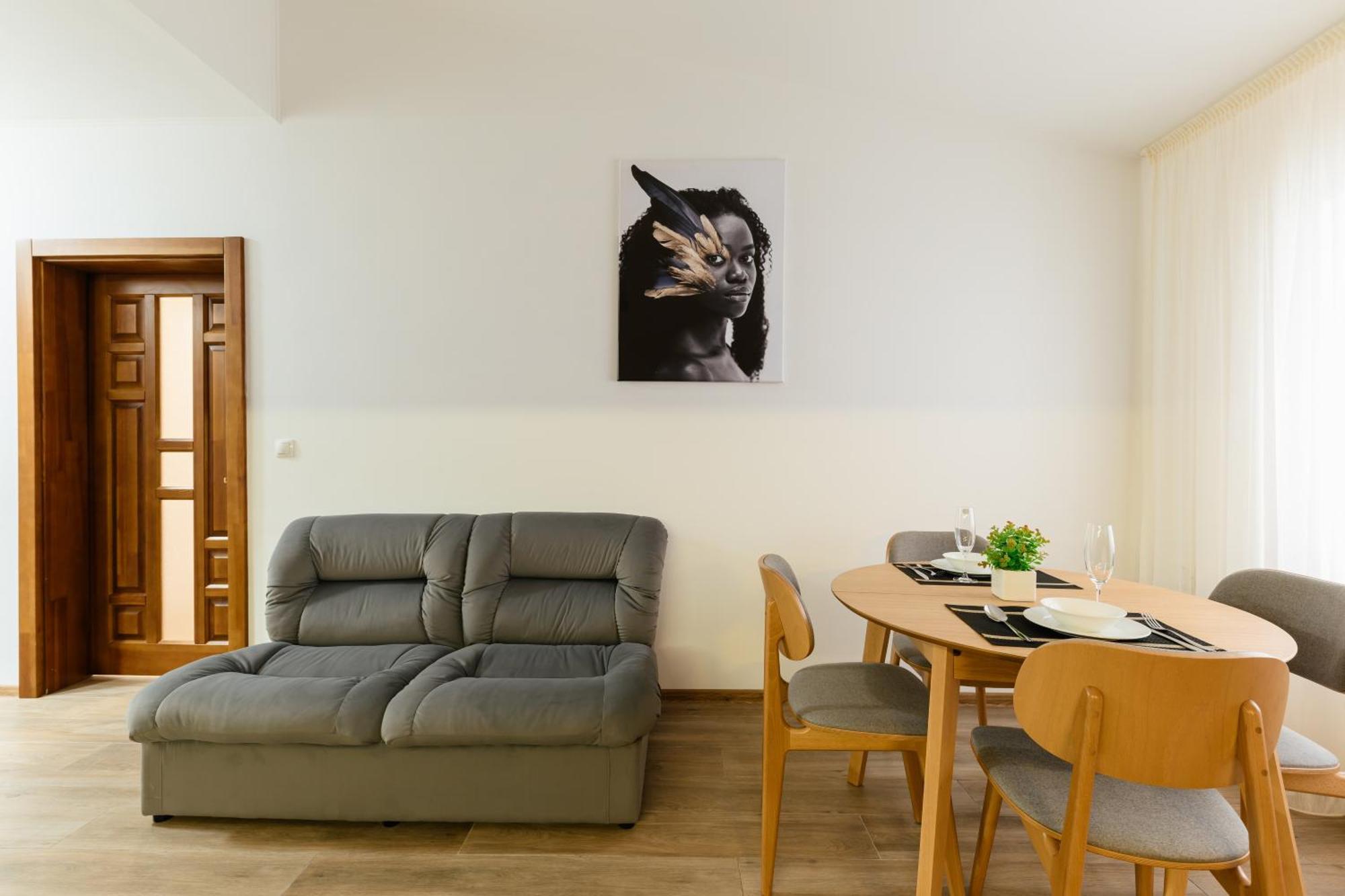 Luxury Apartments Uzhorod Exteriér fotografie